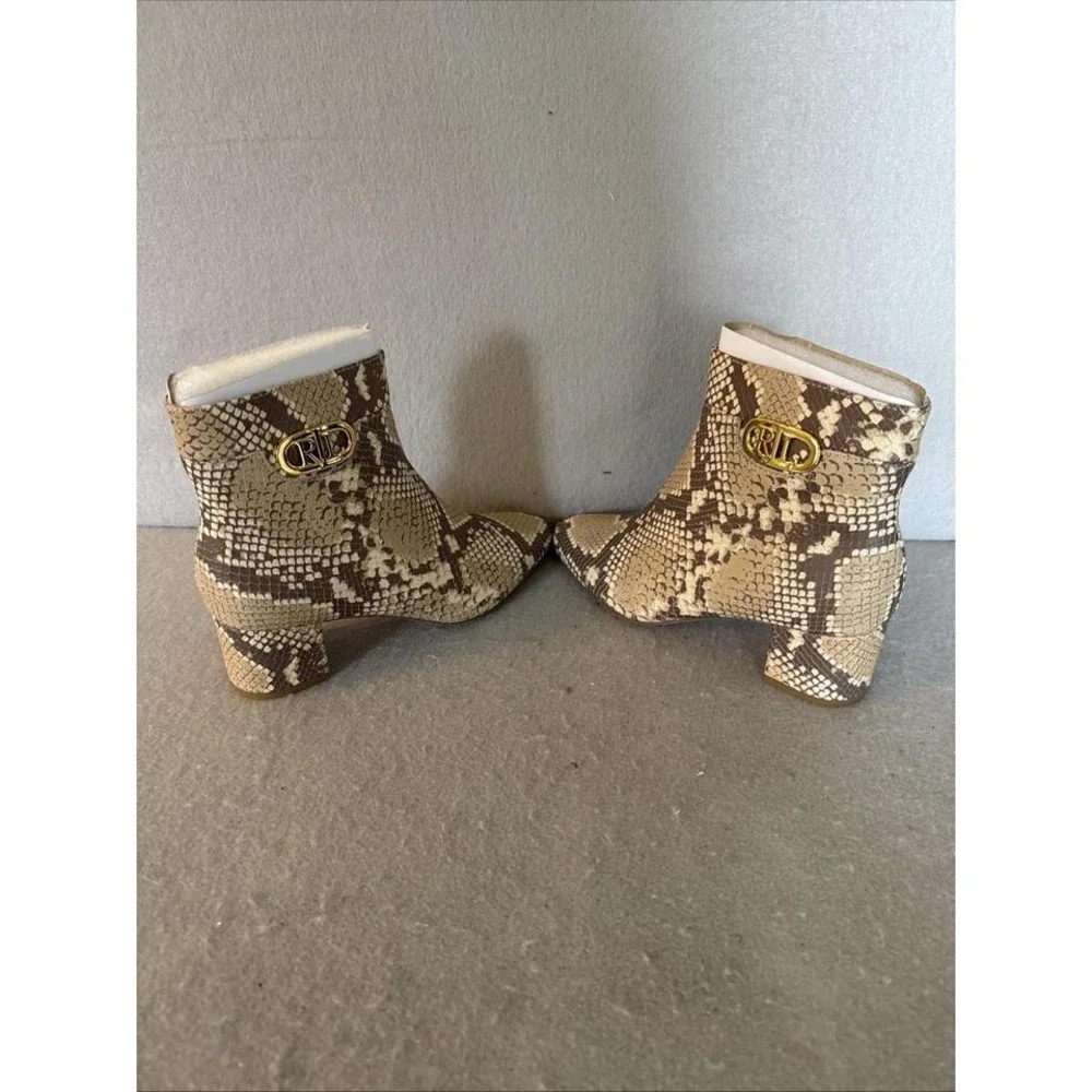 Ralph Lauren wynne II bootie leather size‎ 6B